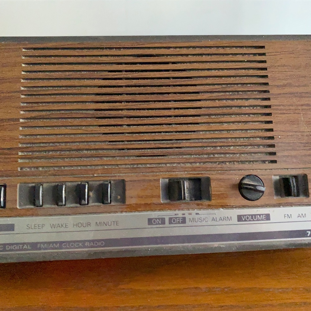 Clock Radio